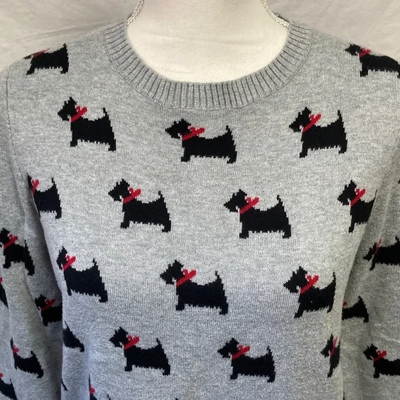 Charter Club PETITE Gray Sweater with Black Scottie Dog Pattern - Picture 8 of 9